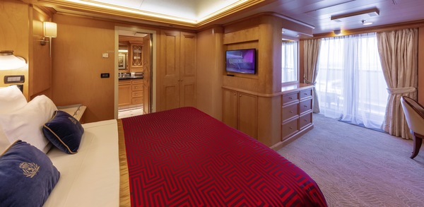 Cunard Queen Victoria Q2 ©cunard 2.jpg